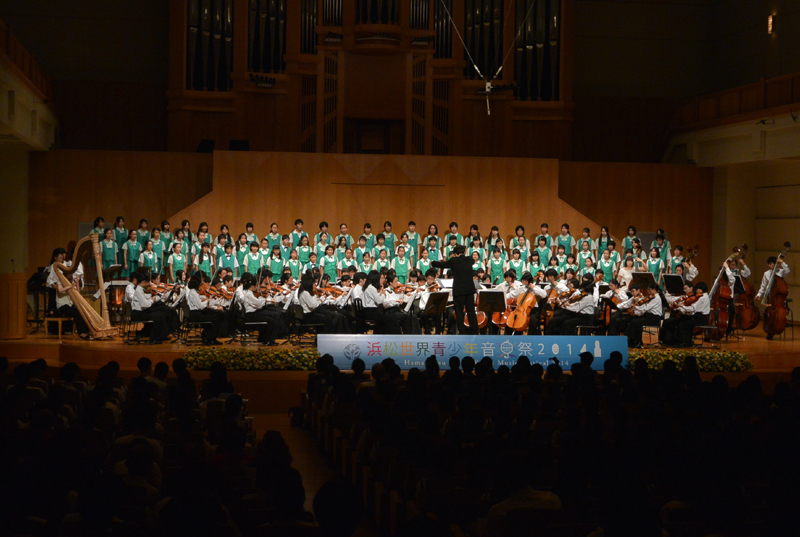 http://www.hcf.or.jp/bunka/world_youth_music_festival/news/%E3%82%A6%E3%82%A7%E3%83%AB%E3%82%AB%E3%83%A0.jpg