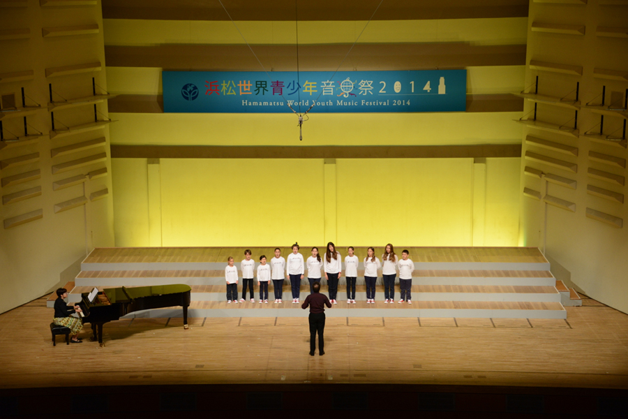 http://www.hcf.or.jp/bunka/world_youth_music_festival/news/4%E3%82%A4%E3%82%BF%E3%83%AA%E3%82%A2.jpg