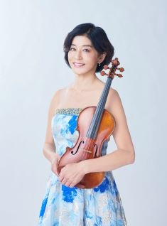 高嶋ちさ子
12人のヴァイオリニスト コンサートツアー2022～2023